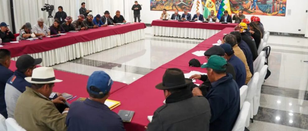 Decreto Supremo 5503 y diálogo entre Gobierno y COB