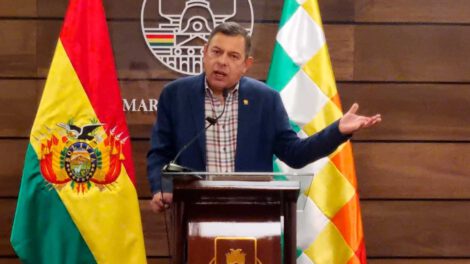 Decreto Supremo 5503 defendido por Diego Ávila