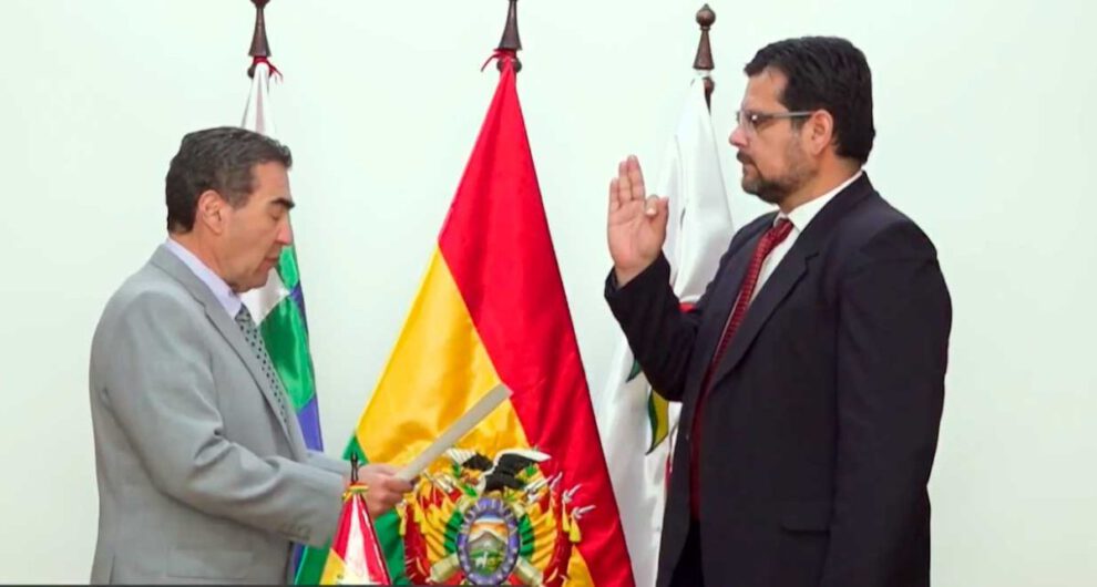 Jorge Akamine nuevo director del INE