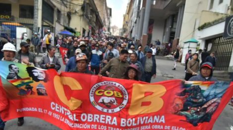 Gobierno y COB en diálogo sobre movilizaciones