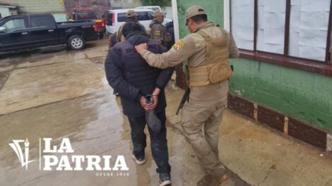 Robo de camioneta en Oruro