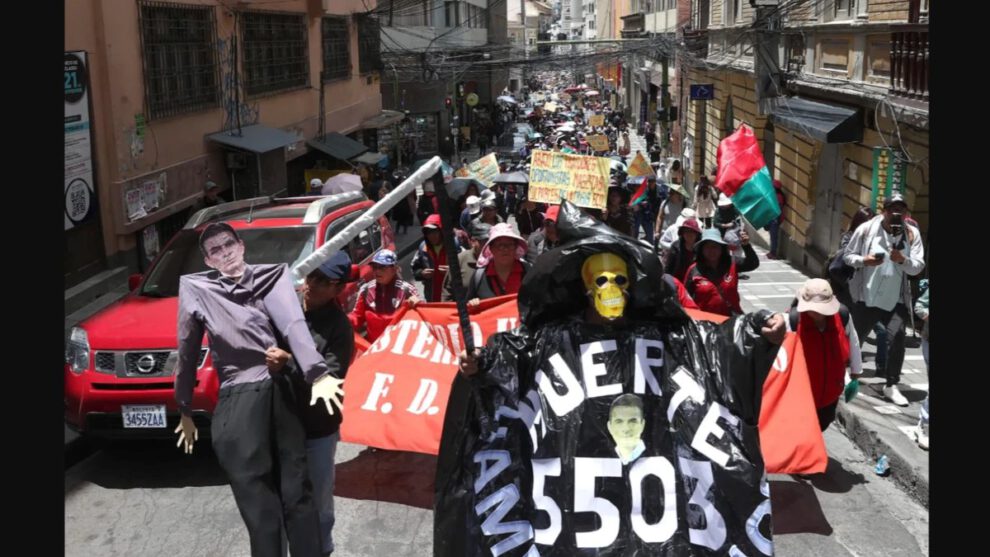 Bloqueos en Bolivia por conflictos sociales