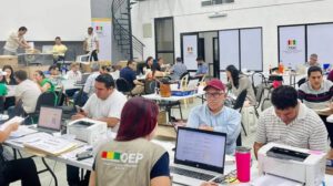 Candidatos habilitados e inhabilitados en elecciones subnacionales