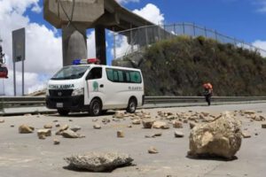 Agresiones a personal de salud y pacientes en bloqueos