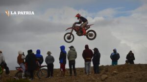 Motociclismo orureño con Dylan Mamani como protagonista