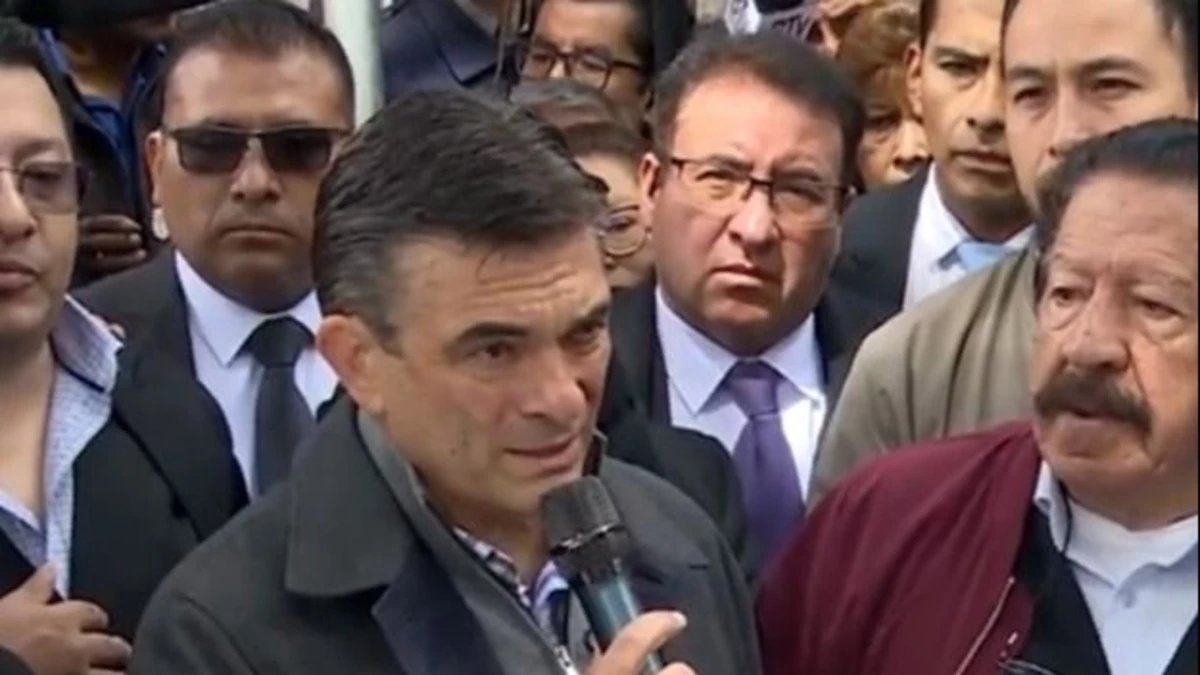 Uso de dinamita en protestas por Rodrigo Paz