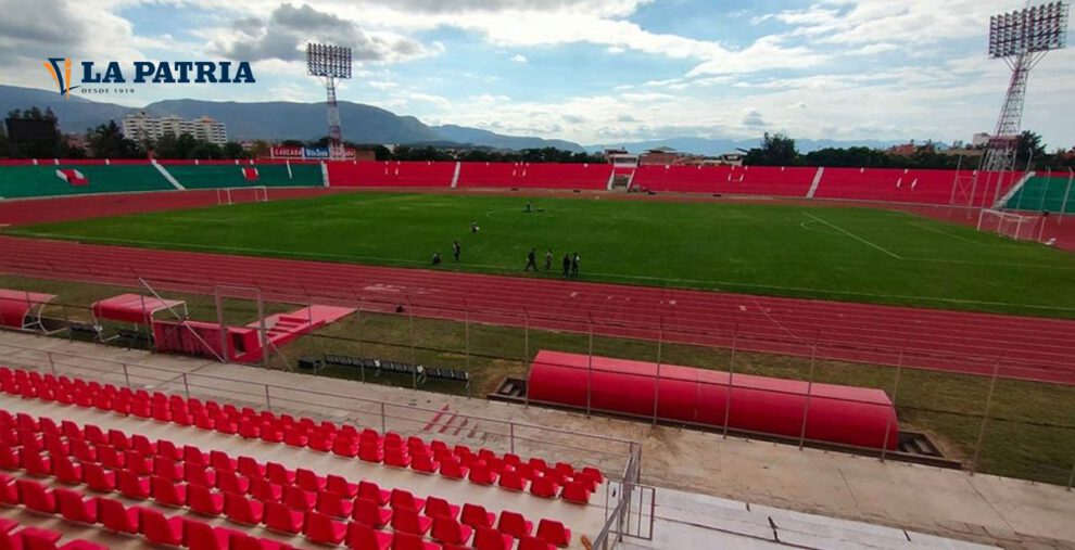 El estadio IV Centenario de Tarija listo para el partido amistoso entre Bolivia y Panamá