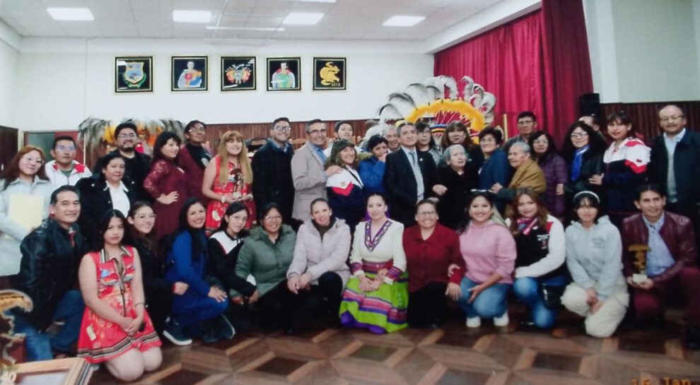Conjunto Universitario Suri UTO celebra 40 años de aporte a la cultura