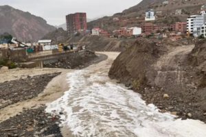 Incremento del caudal de ríos en La Paz por lluvias intensas
