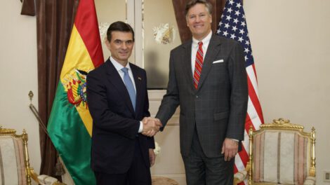 restablecimiento de embajadores con Estados Unidos