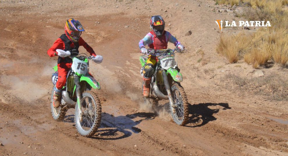 Motociclismo en Paria durante su aniversario