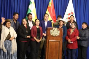 Día del Estado Plurinacional con Edmand Lara