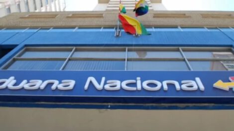 Caso de las maletas en el aeropuerto de Santa Cruz