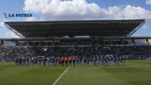 Falta de Internet en estadio Ramón Aguilera durante partido internacional