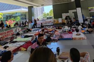 Paro de salud en Santa Cruz afecta a pacientes