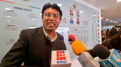 Salario de los asambleístas en consulta de referendo