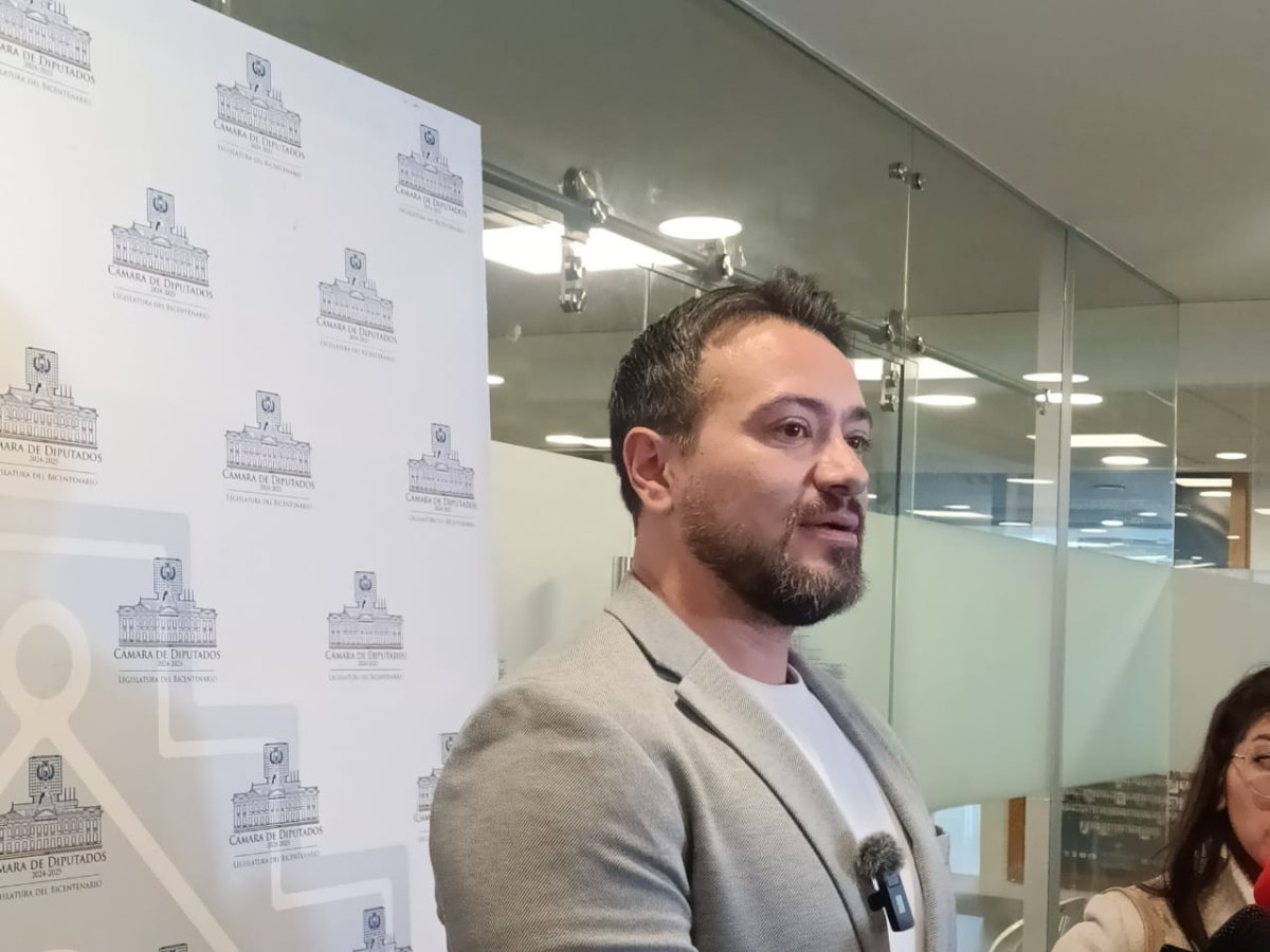 Diputado Alejandro Reyes exige un control más riguroso en aeropuertos y ...