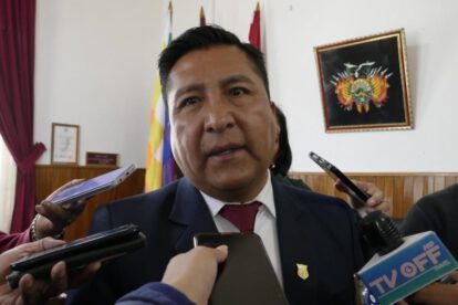 Adhemar Wilcarani se postula para las elecciones subnacionales