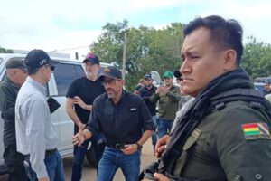 Emboscan a comitiva de autoridades en Las Londras