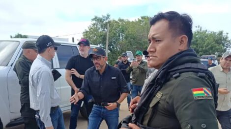 Emboscan a comitiva de autoridades en Las Londras