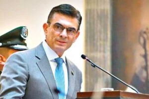 Rodrigo Paz en Panamá para el Foro Económico Internacional