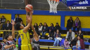 Carl A-Z inicia con victoria en la serie “A” de la Libomenor