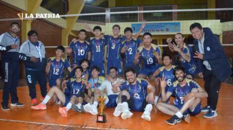Campeones del voleibol en Oruro