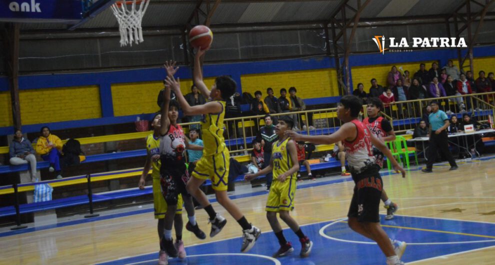 Libomenor U-13 varones: Carl A-Z y Bulls de Santa Cruz clasifican a la fase final