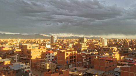 Panorámica de la ciudad de Oruro durante el Carnaval de Oruro