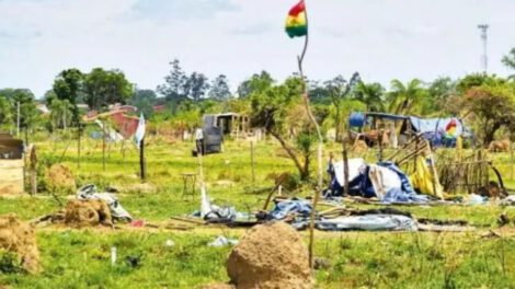 avasallamientos de tierras en Bolivia