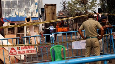 Incendio en fábrica de Calcuta, India