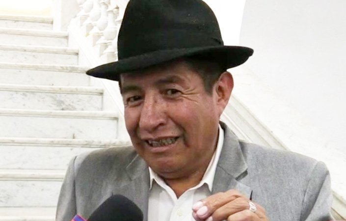 Rafael Quispe denuncia inhabilitación política por el Tribunal Electoral