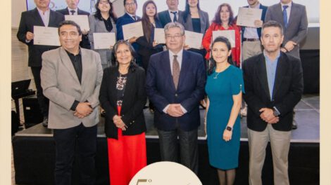 Premio de Periodismo Económico y Financiero otorgado por ASOBAN