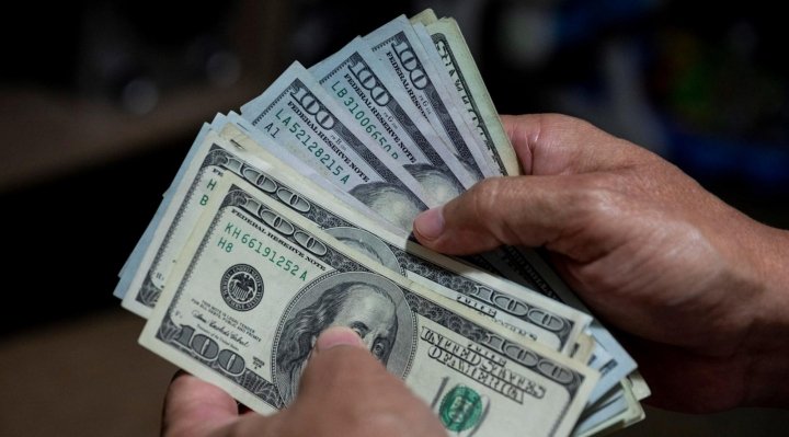 Estabilidad del dólar paralelo en Bolivia