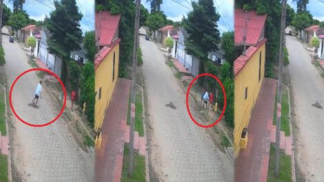 Aprehenden a 2 adolescentes por violento atraco en Santa Cruz