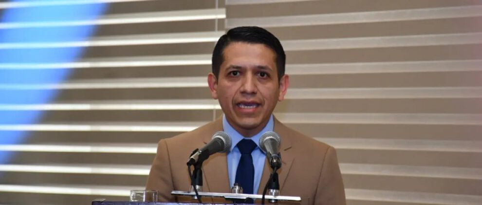 Viceministro denuncia amenazas tras revelar millonario sobreprecio en la Aduana de Tarija