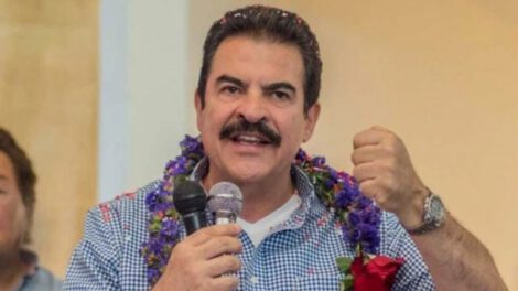 Candidatura de Manfred Reyes Villa ratificada por el Tribunal Electoral