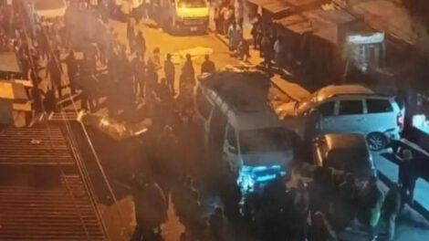 Investigan accidente vial, socorren a heridos