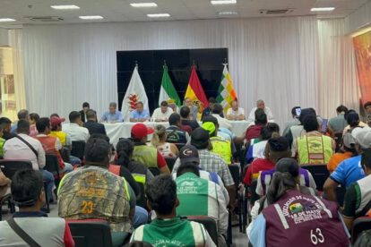 El acuerdo se firmó en las oficinas de YPFB en Santa Cruz