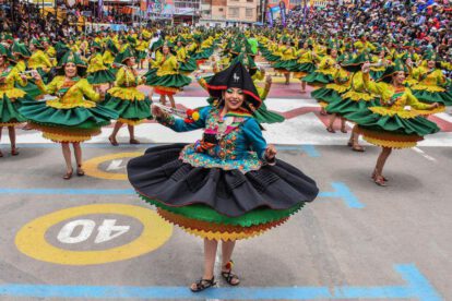 Danzantes en el Carnaval de Oruro