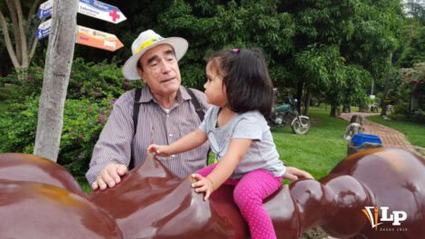 Enrique Miralles Bová