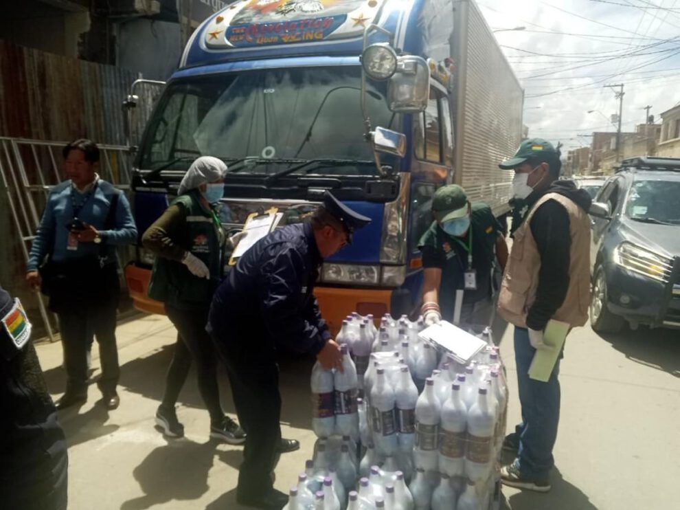Decomiso de bebidas alcohólicas en Oruro