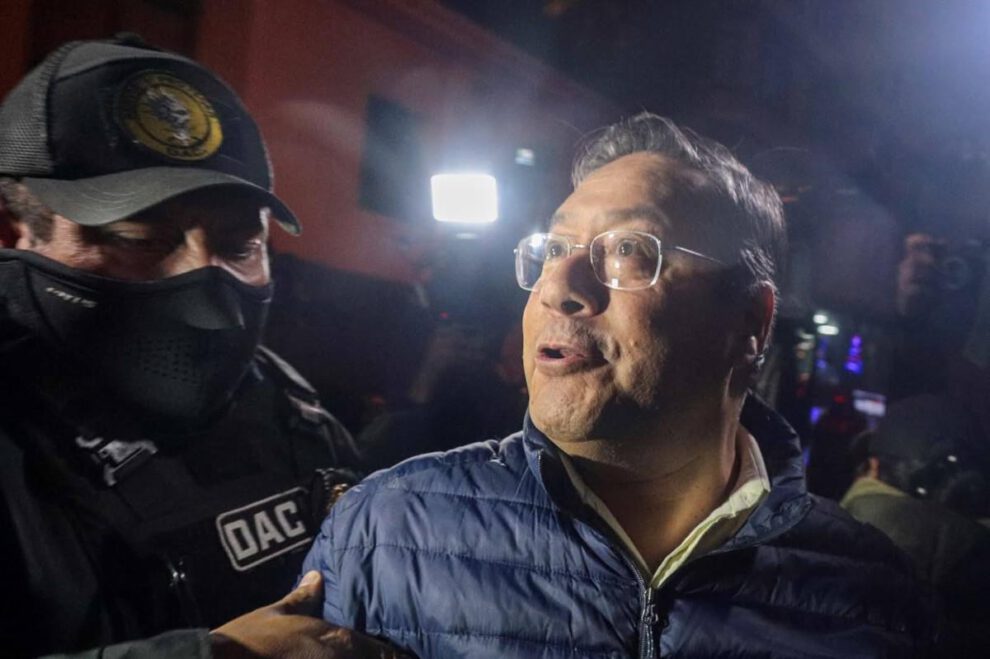 El expresidente Luis Arce ingresó al penal de San Pedro