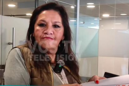 La diputada proyectista en una conferencia de prena