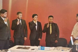 los dirigentes de la Febad al momento de jurar en sus cargos