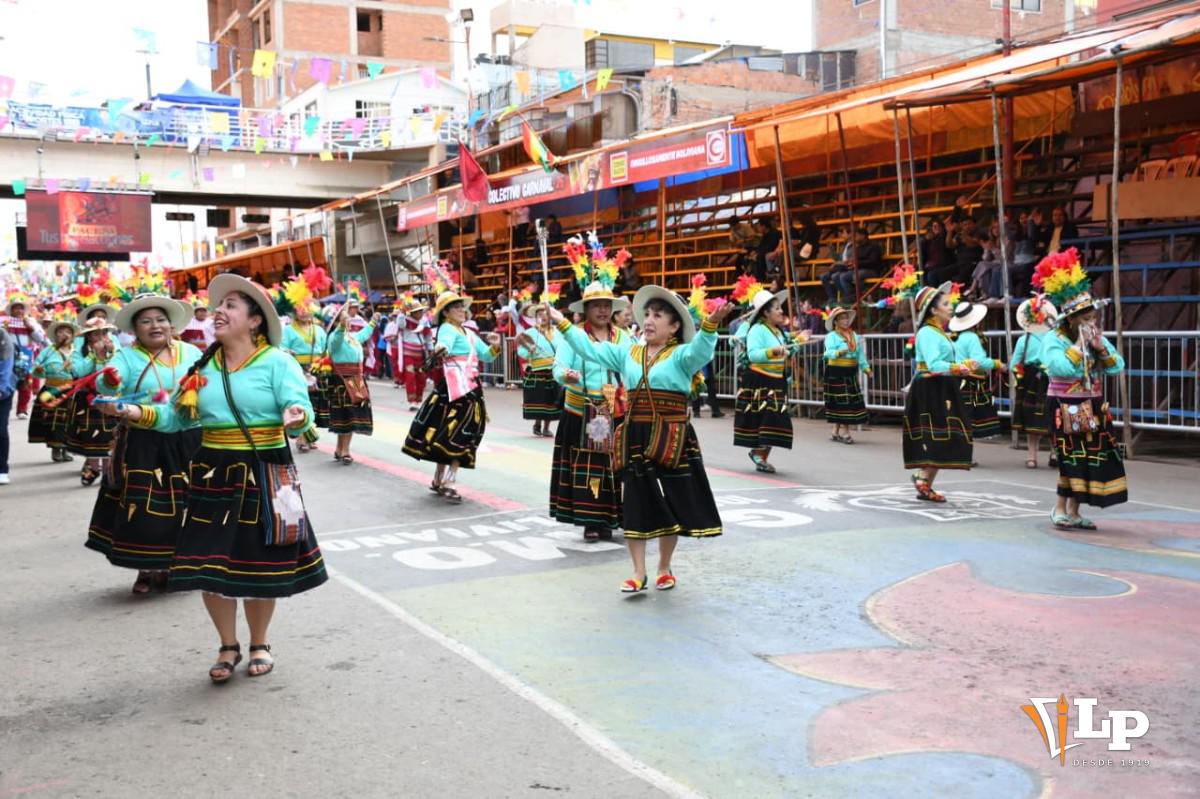 Los Hijos del Pagador desbordan alegría en su paso firme hacia el Socavón