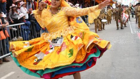 La lechera, el alma de la danza con sus icónicas polleras