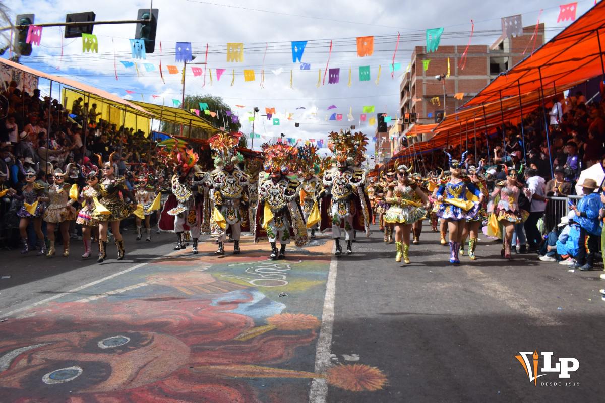 danzarines de la diablada la fraternidad