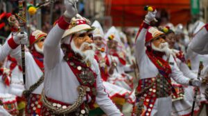 Danzarines de la llamerada