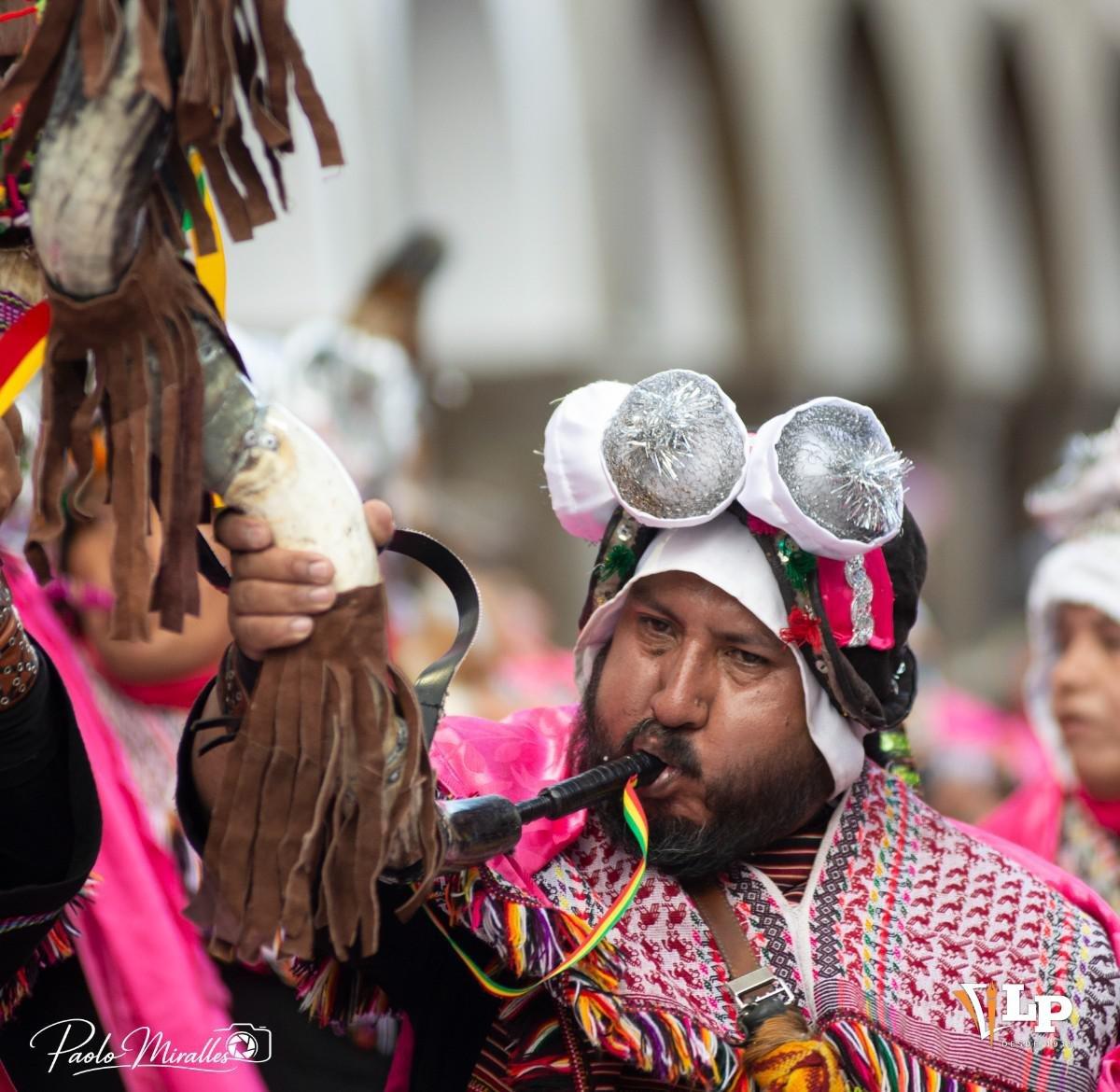 un danzarín de los phujllay